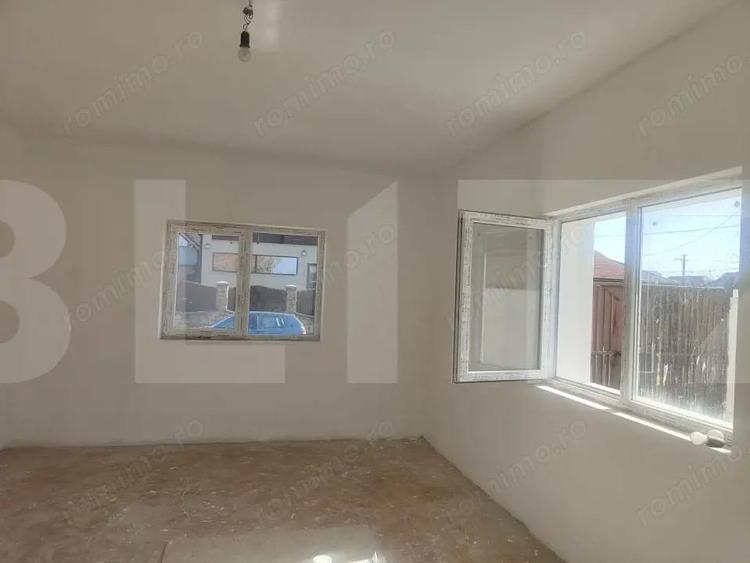 Casa spatioasa renovata - 3