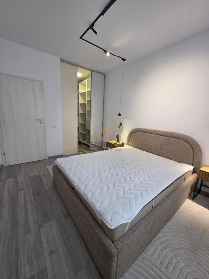 Apartament 2 camere si balcon, loc de parcare, Bd. Metalurgiei - 5