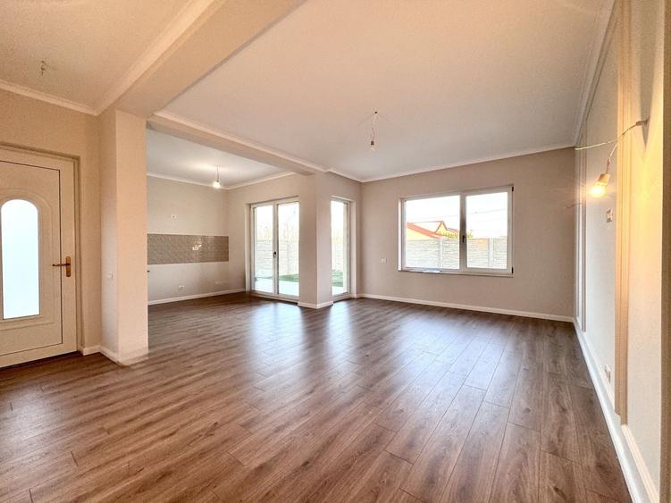 Duplex modern cu grădină, la intrare în Moșnița Nouă - 4