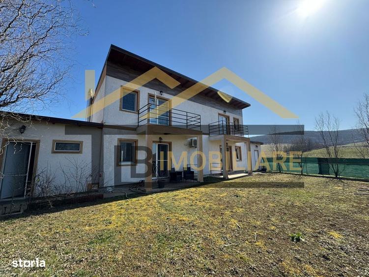 Casa cu 3 camere, 100mp, Zona Tofalau - 5