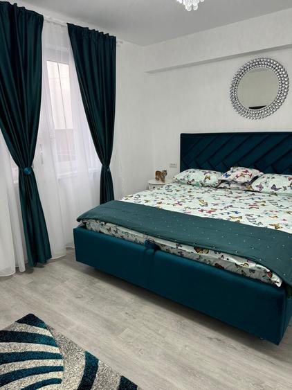 GARAJ INTERIOR,POMPA CALDURA,FOTOVOLTAICE CARTIER PRIVAT FLORILOR VILLA 4 - 5