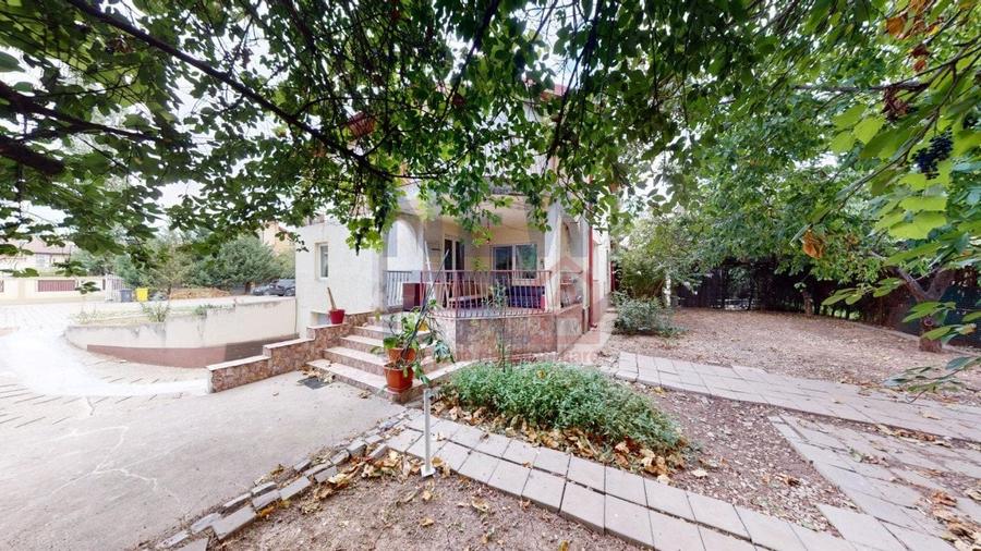 De vanzare Vila cu  5 camere si teren liber aproximativ 700 mp zona Pipera - 5