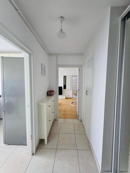 Apartament 3 camere renovat recent langa gura de Metrou Bucur Obor - 2