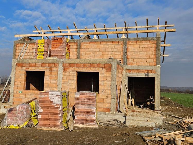 Duplex, P+M, în construcție, cu predare la cheie, Moșnița Veche, comision 0% - 1