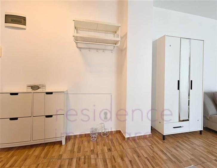 Garaj! Apartament 3 camere Intre Lacuri, etaj intermediar, I - 10