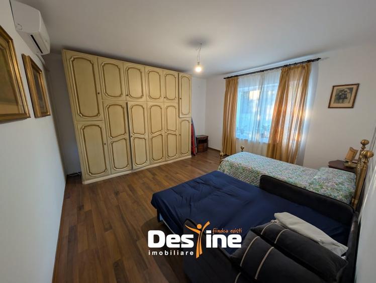 Vila D+P+1+M 6 camere 180 m utili 1000 mp teren utiliati, Lidl Bucium - 8