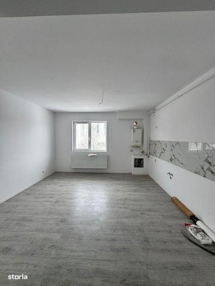 Garsoniera - parter inalt tip etaj 1 - Militari Residence - 10
