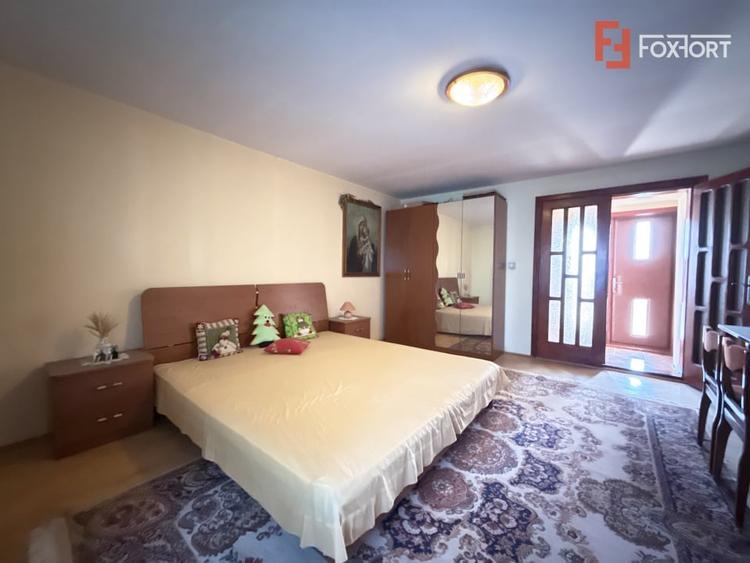 Casa individuala cu 6 camere de vanzare in localitatea Sacalaz, zona Centrala - 12