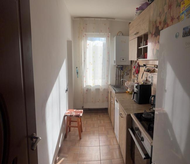 Apartament 3 camere, zona Garii - 2