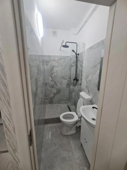 1cam .Micro 40 et2 mobilata utilata nou 35500euro - 2