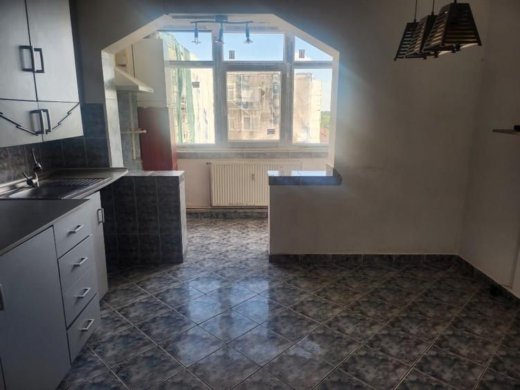 De vanzare apartament cu 4 camere in Sannicolau Mare jud Timis - 7