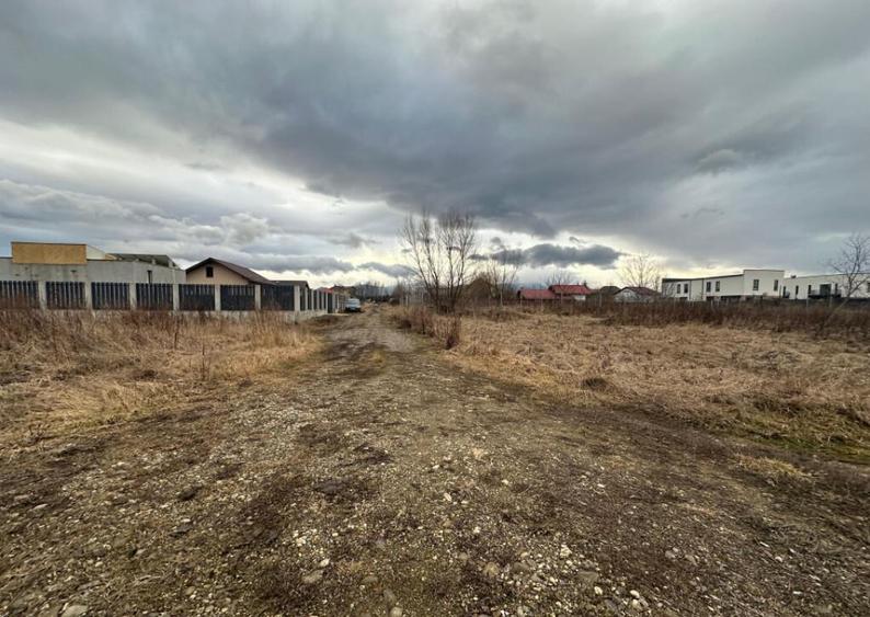 Teren Intravilan 525 mp Stupini - 2