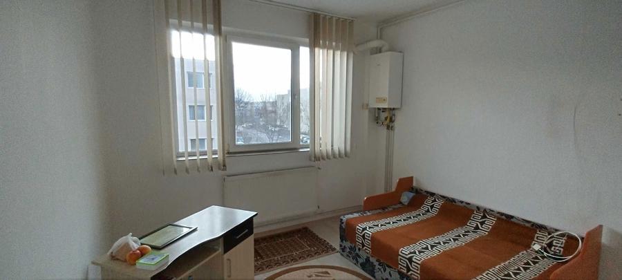 Garsoniera 21 mp Tractoru - 1