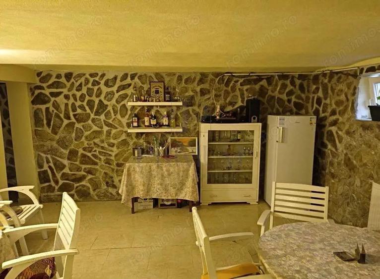 Lipovei- casa individuala complet renovata, 5 camere, centrala termica, teren generos - 2