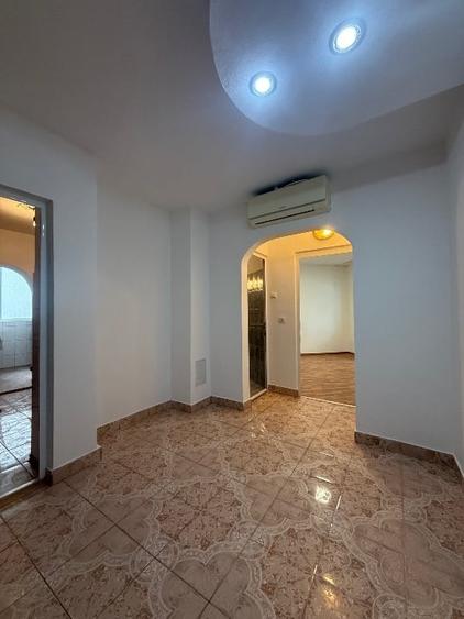 Apartament 2 camere etaj 1 decomandat - 1