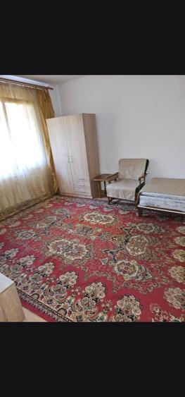 De vanzare garsoniera decomandata  pe Calea Bucuresti 87 vis a vis de ACR - 6