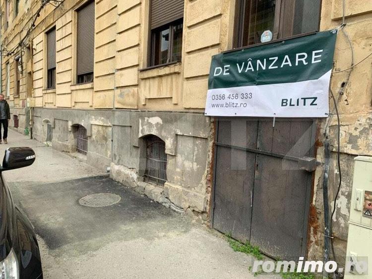 Demisol inalt, suprafata 110 mp in Piata Traian - Fabric - 1