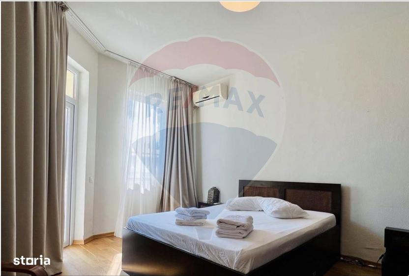 Casa de inchiriat cu 4 camere Mamaia vedere la mare - 1