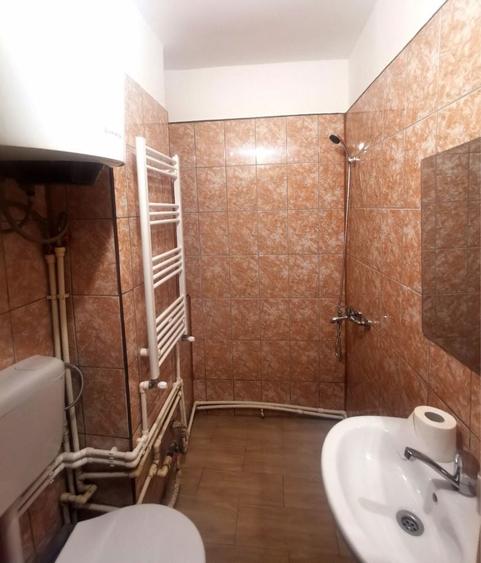 Inchiriez Garsoniera confort 1 Zona 500 spatiu de locuit/ comercial - 3