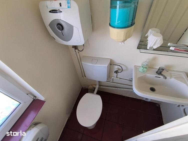 Spațiu comercial, de 50 mp, în Delfinariu