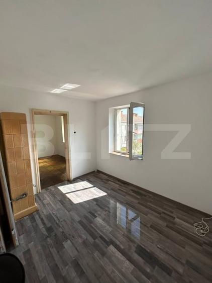 Apartament cu 2 camere semidecomandat în Gherla