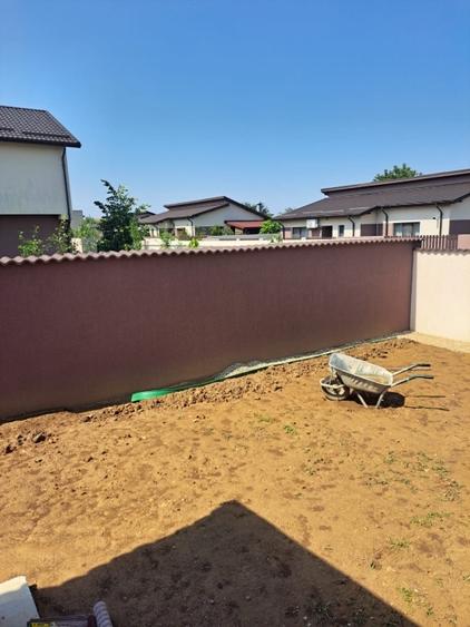 Casă individuală cu 4 camere cu Canalizare în Domnești