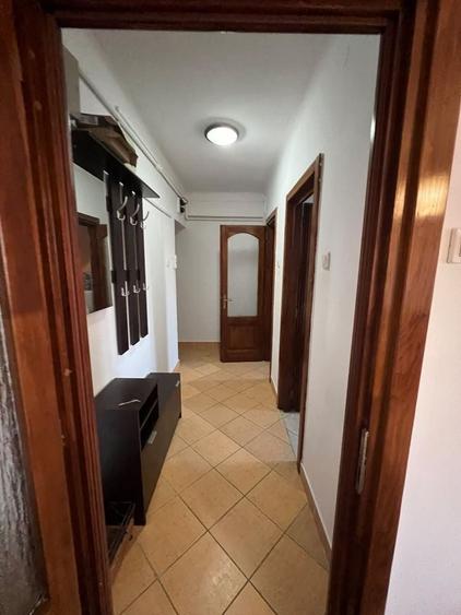 Apartament cu 2 camere nedecomandat în Central