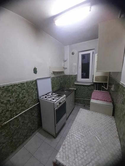 Apartament cu 3 camere decomandat în Păcurari