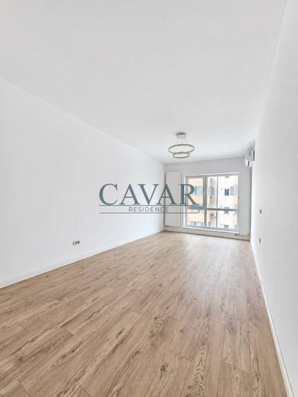 Apartament cu 3 camere semidecomandat în Brâncoveanu