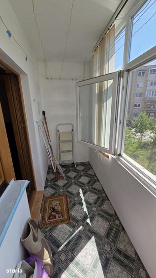 Apartament cu 2 camere în Micro 16