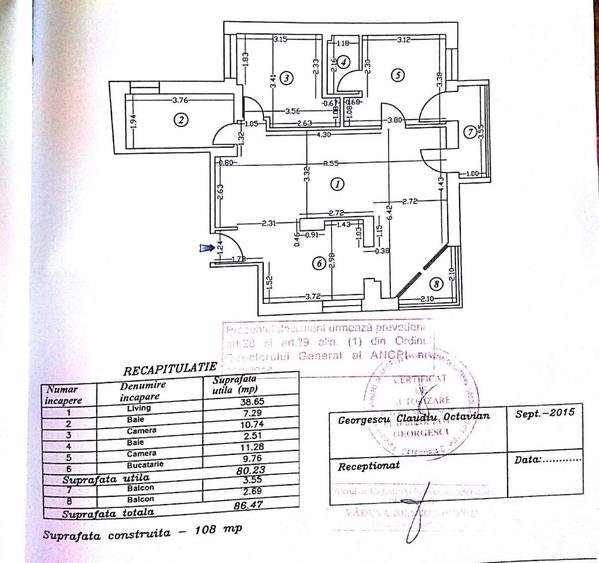 Apartament cu 3 camere semidecomandat, mobilat în P-ța Victoriei