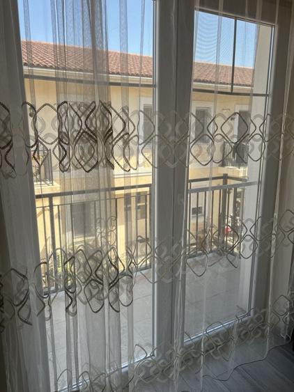 Apartament cu 3 camere semidecomandat în Braytim