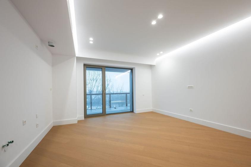 Apartament cu 3 camere decomandat în Pipera