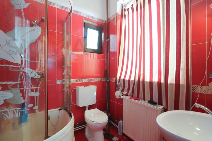 Casă individuală cu 5 camere cu Garaj în Iris