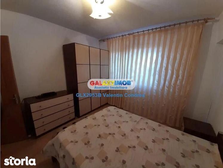 Apartament cu 3 camere decomandat în Berceni