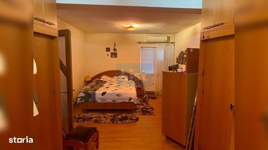 Casă cu 4 camere în Satu Nou