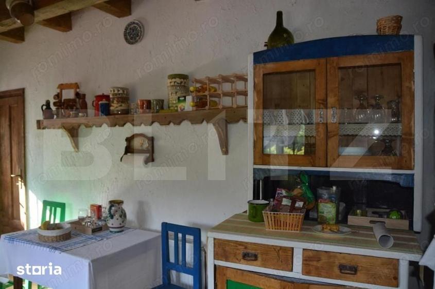 Casă cu 6 camere cu Teren 500 Mp în Iara