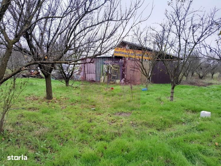 Casă cu 3 camere cu Canalizare în Bărcănești