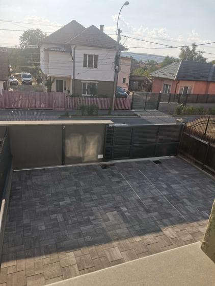 Casă cu 4 camere cu Teren 500 Mp în Someșeni