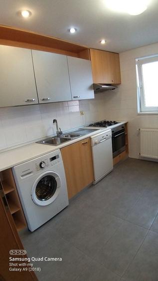 Apartament cu 4 camere decomandat, mobilat în Herăstrău