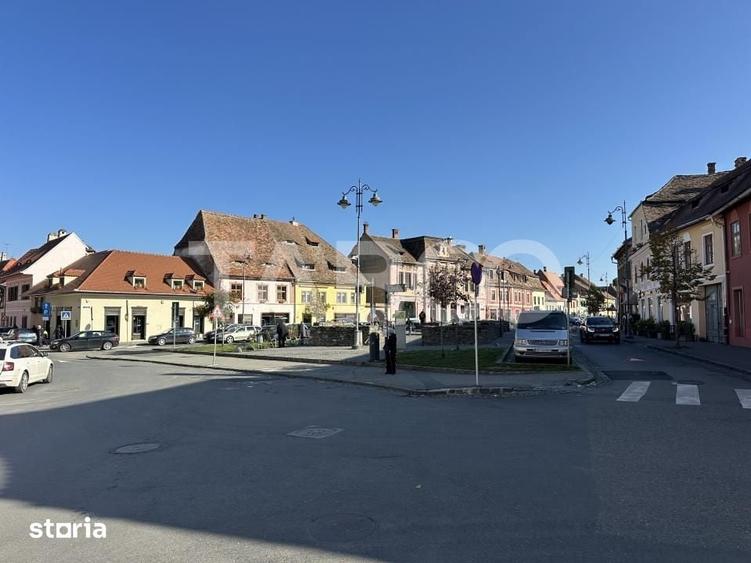 Spațiu comercial, de 89 mp, în Lupeni