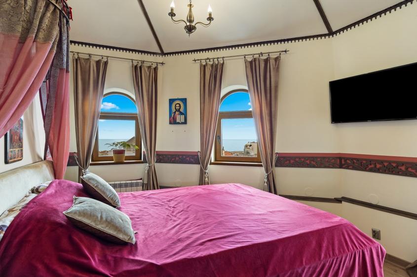 Apartament cu 4 camere decomandat, mobilat în P-ța Ovidiu