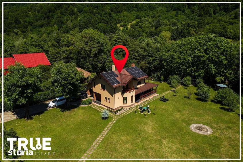 Casă cu 4 camere cu Teren 2500 Mp în Deda