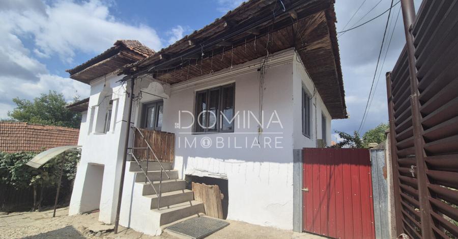 Casa tradi?ionala in Benge?ti-Ciocadia, str. Linia Mar - 2