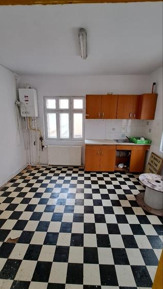 Ion Mihalache-Popisteanu, casa 2 camere, 50 mp, teren de 190 mp - 6