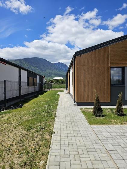 Casa individuala cu patru camere pe parter, Zarnesti - 2