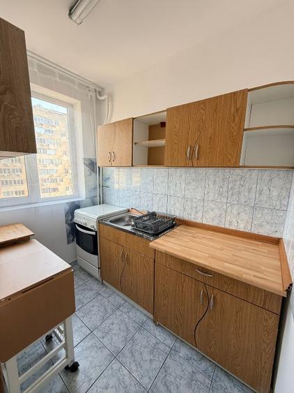 Ofer spre închiriere garsonieră zona Dunărea  - 5