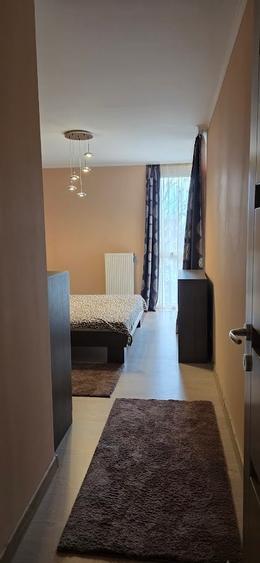 Inchiriem aparatament 3 camere mobilat lux,ARED,str Tudor Vladimirescu,Oradea - 8