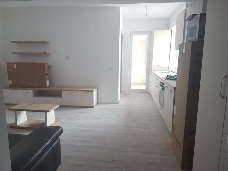 Apartament doua camere, etaj unu, mobilat utilat nou, bloc nou, Calea Moldovei - 9