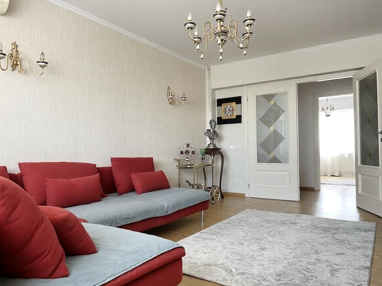 Apartament cu 4 camere decomandat în 13 Septembrie